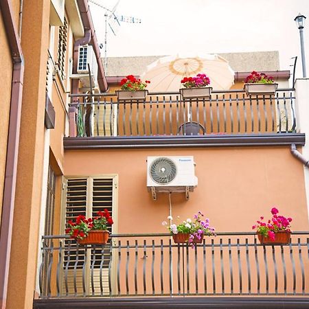 La Casa Del Lago Pergusa Lake Home Εξωτερικό φωτογραφία