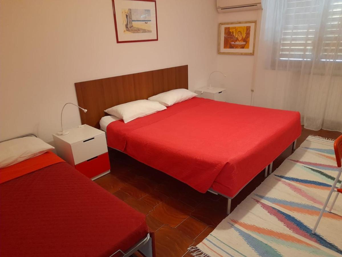 La Casa Del Lago Pergusa Lake Home Εξωτερικό φωτογραφία