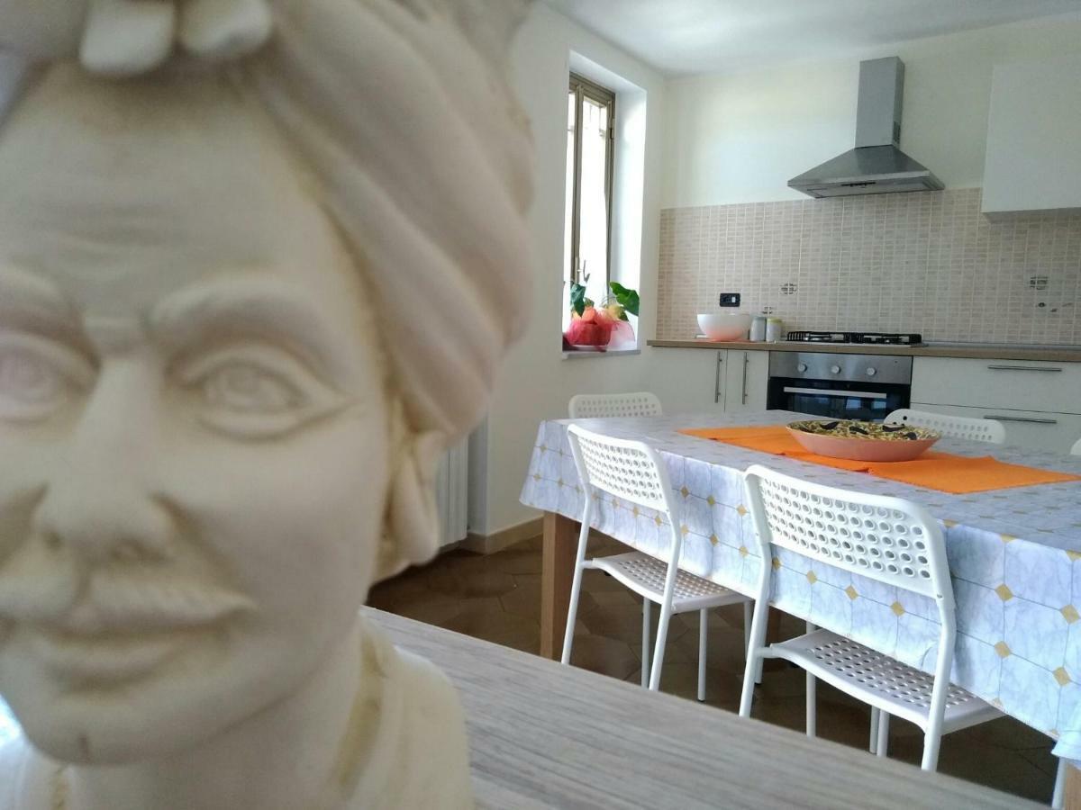 La Casa Del Lago Pergusa Lake Home Εξωτερικό φωτογραφία