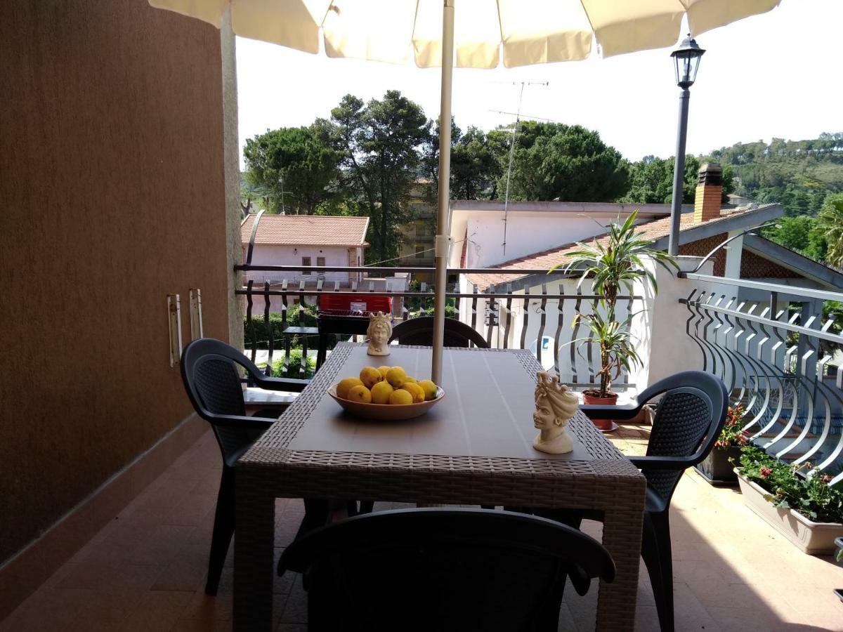 La Casa Del Lago Pergusa Lake Home Εξωτερικό φωτογραφία